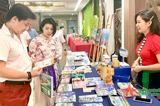 Liên kết, hợp tác phát triển du lịch vùng biên giới Việt – Lào