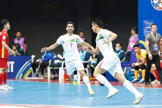 Việt Nam dừng bước ở tứ kết futsal châu Á khi thua đậm Iran