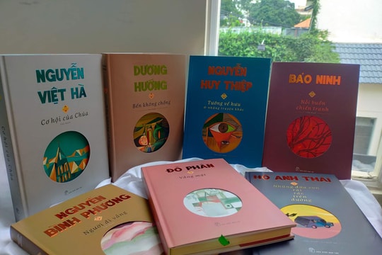 Ra mắt bộ sách của các nhà văn nổi tiếng ở phía Bắc và Việt Nam