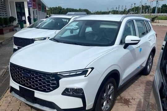 5 mẫu xe mới ra mắt tháng 10.2022