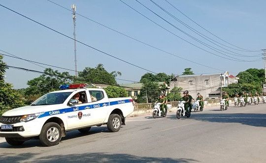 Huyện Đại Từ: Ra quân thực hiện tháng cao điểm đảm bảo trật tự ATGT năm 2022

