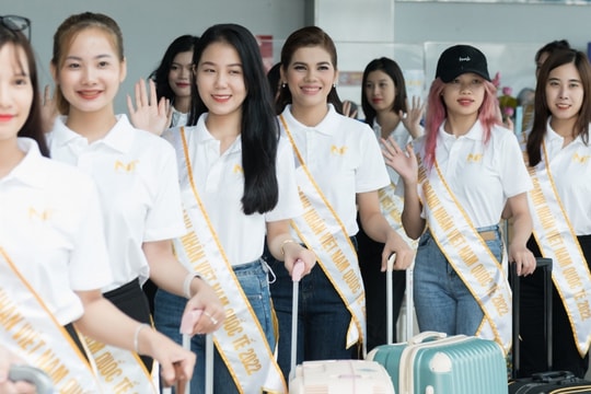 30 thí sinh Hoa hậu Doanh nhân Việt Nam Quốc tế bay đến Phú Yên bắt đầu hành trình bán kết