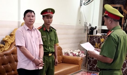 Bắt tạm giam 2 chủ quán karaoke tổ chức sử dụng ma túy