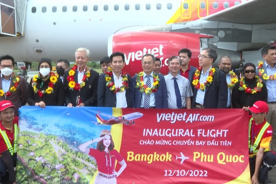 Phú Quốc đón chuyến bay đầu tiên đến từ BangKok