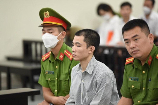 Đề nghị tuyên tử hình bị cáo Nguyễn Trung Huyên