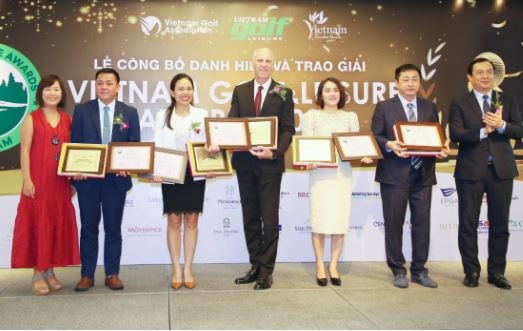 Hai sân gôn của Tập đoàn BRG được tôn vinh tại “Vietnam Golf & Leisure Awards 2022”