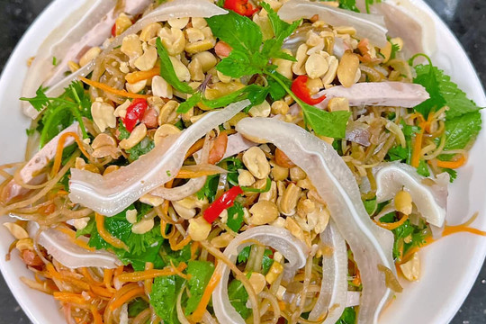 Bí quyết làm nộm hoa chuối tai heo - món ngon đơn giản cho ngày mát trời