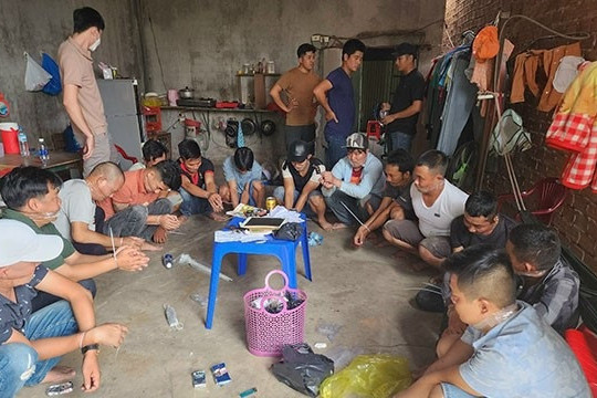 Đồng Nai: Bắt nhóm đối tượng cá độ đá gà qua livestream từ nước ngoài