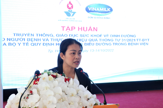 Vinamilk tiếp tục triển khai lớp tập huấn chăm sóc sức khỏe trẻ em và người cao tuổi
