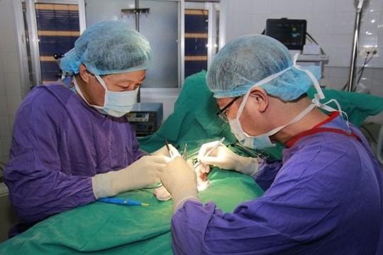Đang ngủ bỗng đau vùng bìu, nam thanh niên hoảng hồn vì xoắn tinh hoàn