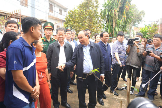 Chủ tịch nước đề nghị chính quyền Đà Nẵng huy động tổng lực khắc phục hậu quả ngập lụt, hỗ trợ dân ổn định cuộc sống