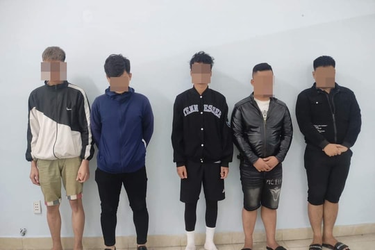 Đà Nẵng: Bắt 5 đối tượng trộm điện thoại tại siêu thị Điện máy Xanh