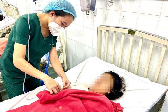 3 bệnh viện phối hợp cứu sản phụ mắc sốt xuất huyết nặng