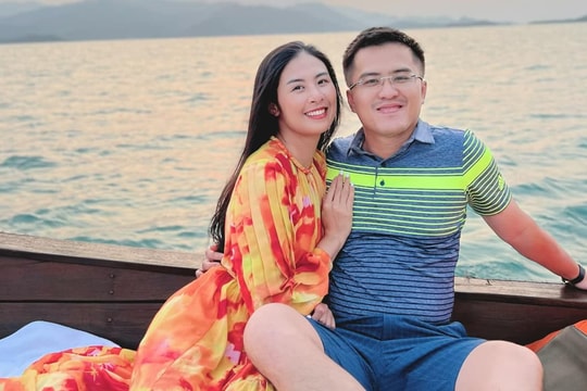 Hoa hậu Ngọc Hân cùng chồng sắp cưới đi du lịch ở Nha Trang đúng ngày Phụ nữ Việt Nam