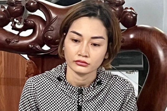 Bắt "bà trùm" cầm đầu đường dây mua bán súng