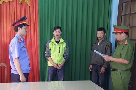 Cựu cán bộ Công an cùng vợ lừa đảo hơn 23 tỉ đồng