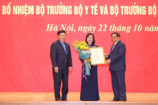 Trao Quyết định của Chủ tịch nước bổ nhiệm Bộ trưởng Bộ Y tế và Bộ trưởng Bộ Giao thông Vận tải