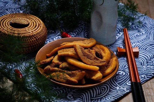 Một số chuyên gia chỉnh hình kêu gọi: Thường xuyên ăn 2 loại đồ ăn vặt, sớm muộn gì xương cũng bị gãy thành 'bã đậu phụ'