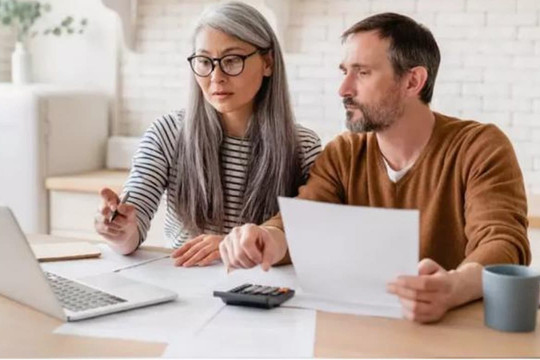 Điều gì sẽ xảy ra nếu bạn không có tiền tiết kiệm hưu trí? Các chuyên gia cho rằng không quá muộn để làm như vậy