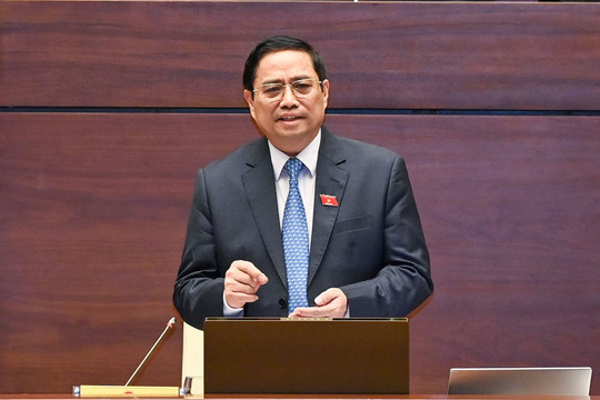 Thủ tướng trả lời chất vấn của đại biểu Quốc hội về vấn đề giải ngân vốn đầu tư công