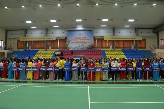 Hàng chục VĐV Công đoàn TANDTC tham gia Giải thể thao công đoàn viên chức Việt Nam năm 2022
