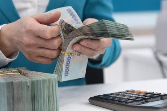 Các ngân hàng lớn tăng lãi suất tiền gửi
