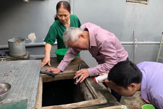 Hà Nội: 12 ca tử vong do sốt xuất huyết, đỉnh dịch vào tháng 11
