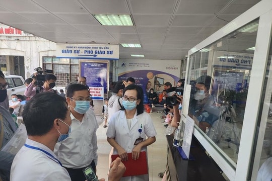 Bộ Y tế kiểm tra phòng, chống dịch đậu mùa khỉ tại Hà Nội
