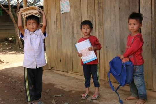 Chế độ ưu tiên cho người dân tộc thiểu số trong vấn đề thi tuyển sinh cao đẳng, đại học gồm những gì?