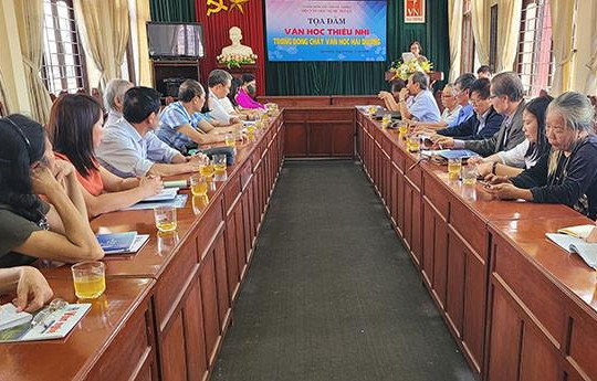 Tìm giải pháp phát triển văn học thiếu nhi