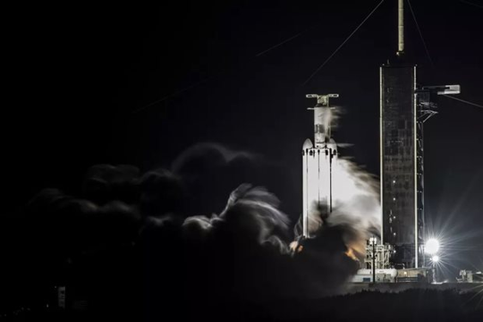 Tin vắn thế giới ngày 2/11: SpaceX tái khởi động sứ mệnh Falcon Heavy