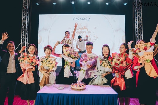 Chương trình Gala Dinner đặc biệt tri ân đối tác Casmara trên du thuyền 6 sao