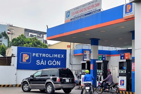 Giám sát hoạt động kinh doanh của các cửa hàng bán lẻ xăng dầu, xử lý nghiêm hành vi đầu cơ găm hàng