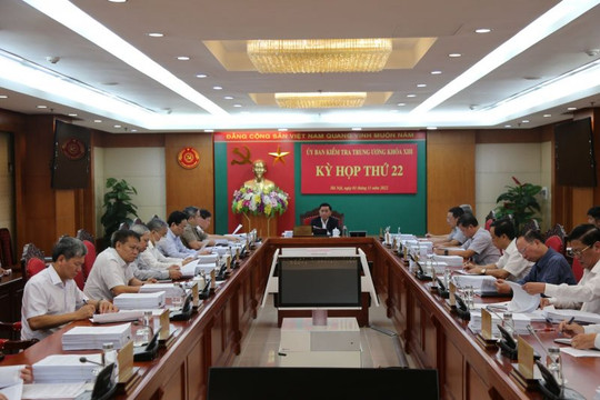Ủy ban Kiểm tra Trung ương kỷ luật và đề nghị kỷ luật nhiều cán bộ, tổ chức đảng