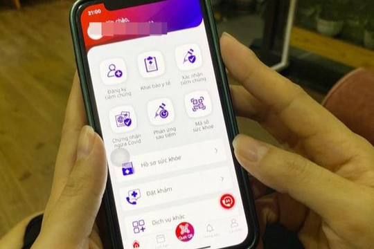 Từ 12/12, hộ nghèo, cận nghèo sẽ được hỗ trợ điện thoại thông minh