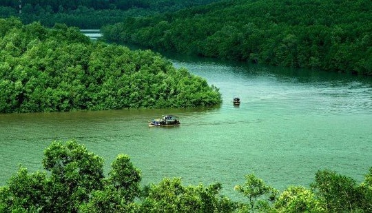Triển lãm "Tuần Văn hóa Du lịch Di sản xanh - Nơi gặp gỡ con người và thiên nhiên"