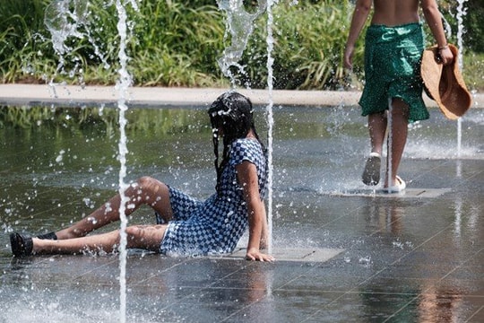 Tin vắn thế giới ngày 8/11: Ít nhất 15.000 người tử vong do nắng nóng ở châu Âu năm 2022