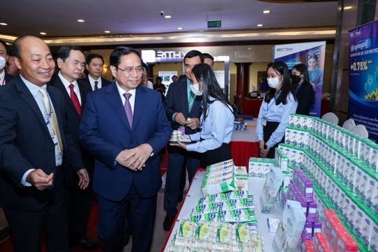 Vinamilk tăng đầu tư cho các dự án phát triển ngành sữa tại Campuchia
