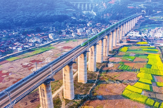 Lào lọt Top 5 địa điểm thích hợp nhất cho du lịch chậm năm 2023