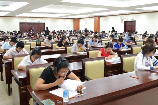 Nhiều thí sinh lo lắng khi Hội đồng Anh thông báo hoãn kỳ thi IELTS
