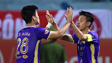 Hà Nội FC sẽ được trao cúp vô địch V.League trên sân Hàng Đẫy nếu không thua Hà Tĩnh