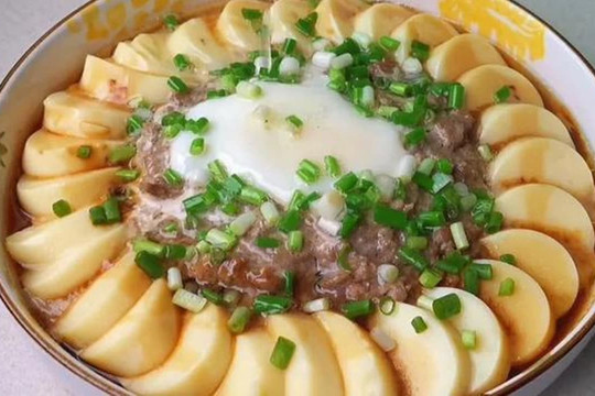 Vào thời kỳ vàng của “dưỡng xương” cuối thu, người trung niên và cao tuổi ăn 3 món nhiều canxi thì xương chắc khỏe, chân tay không co quắp