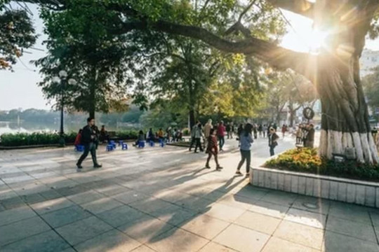 Hà Nội ngày nắng hanh, đêm lạnh 19 độ C