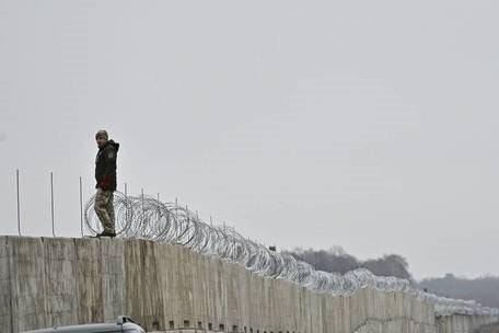 Tin vắn thế giới ngày 13/11: Ukraine bắt đầu xây tường dọc biên giới với Belarus, sẽ dựng tường rào với Nga