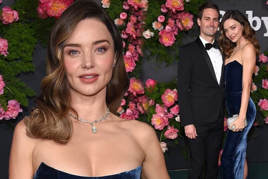 Sắc vóc của 'gái 3 con' Miranda Kerr gây bão khi sánh đôi bên chồng tỷ phú tại sự kiện