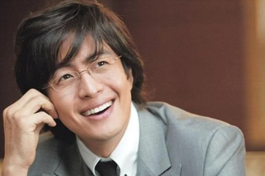 "Ông hoàng giải trí" của showbiz Hàn chính thức giải nghệ