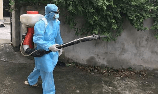 Hà Nội phun hóa chất diện rộng phòng sốt xuất huyết