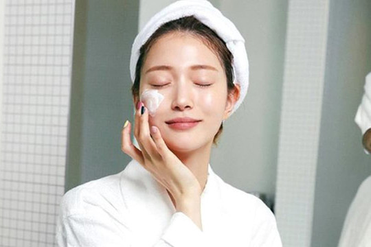 Mua mỹ phẩm chăm sóc da mặt uy tín giá tốt nhất trên Shopee