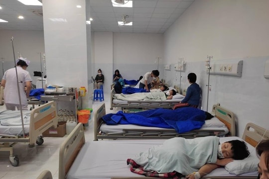 Vụ ngộ độc thực phẩm ở iSchool Nha Trang: 1 học sinh tử vong