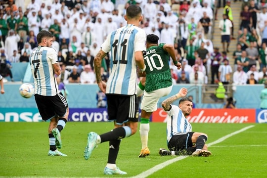Saudi Arabia tạo ra địa chấn tại World Cup 2022 khi đánh bại Argentina 2-1